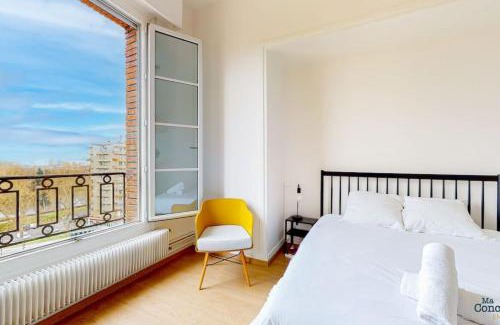 Fer a Cheval Apartment | Fac 6 Vue Garonne - Tram- Parking