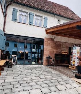 Zirndorf Apartment | Fachwerkhaus Hufschmiede - Blauer Salon