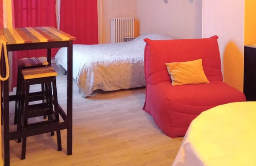 Nevers Apartment | Facing the Park on the Sanctuary side