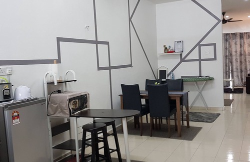 Tersusun Pundut House | Fahaz Lumut Homestay