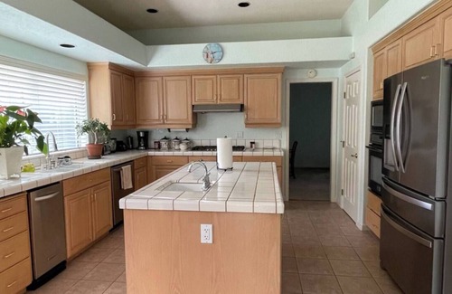 Fair Oaks House | Fair Oaks Corporate Rental, EZ access to freeways