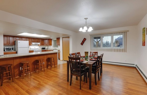 College House | Fairbanks Alaskan Abode ~ 1 Mile to Pioneer Park!