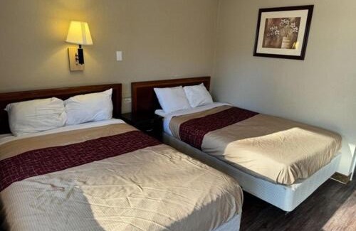 Richmond Hill Hotel | Fairbridge Inn express