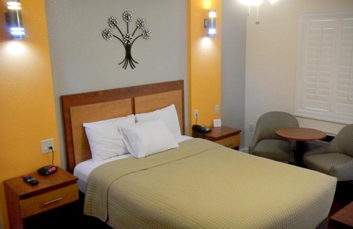 Merced Hotel | FairBridge Inn & Suites Gateway to Yosemite