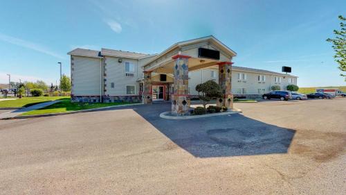 Outlook Hotel | FairBridge Inn & Suites Sunnyside