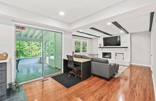 Fairfax House | Fairfax Retreat
