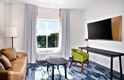 Deerfield Beach Hotel | Fairfield by Marriott Inn & Suites Deerfield Beach Boca Raton