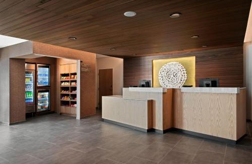 Chino Hotel | Fairfield by Marriott Inn & Suites Chino