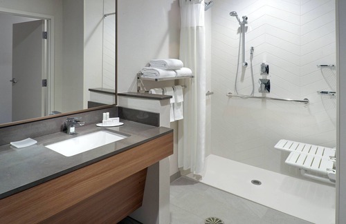 Athens Hotel | Fairfield by Marriott Inn & Suites Athens-University Area