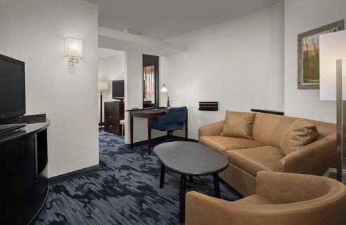 Puyallup Hotel | Fairfield by Marriott Inn & Suites Tacoma Puyallup