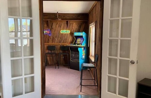 Fairfield House | Fairfield | Game Room | 2 mi to Liberty Mtn Resort