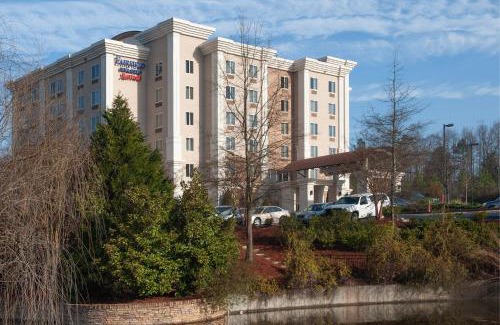 Durham Hotel | Fairfield Inn and Suites by Marriott Durham Southpoint