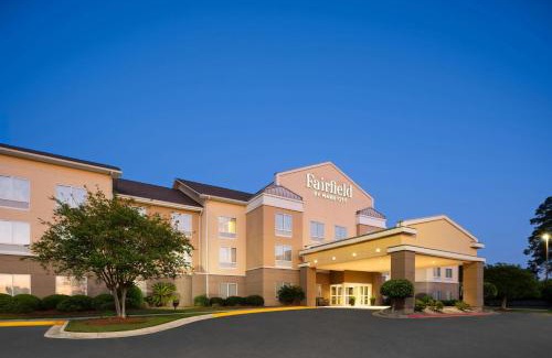 Tifton Hotel | Fairfield Inn and Suites by Marriott Tifton