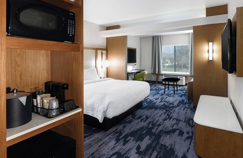 Rancho Cucamonga Hotel | Fairfield Inn & Suites by Marriott Ontario Rancho Cucamonga