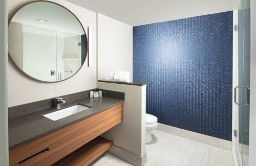 Athens Hotel | Fairfield Inn & Suites Athens Marriott