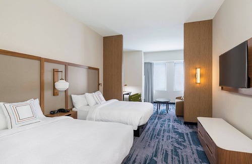 Downtown Des Moines Hotel | Fairfield Inn & Suites by Marriott Des Moines Downtown