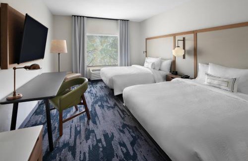 Lake Geneva Hotel | Fairfield Inn & Suites by Marriott Lake Geneva
