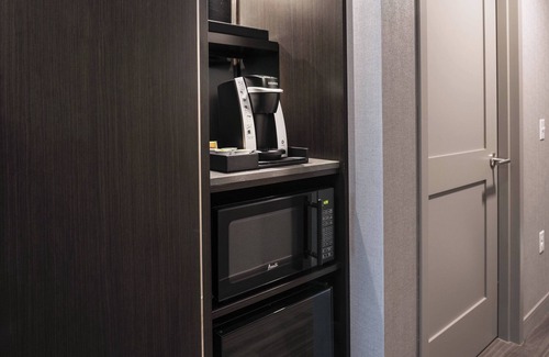 Chelsea Hotel | Fairfield Inn & Suites by Marriott Boston Logan Airport/Chelsea