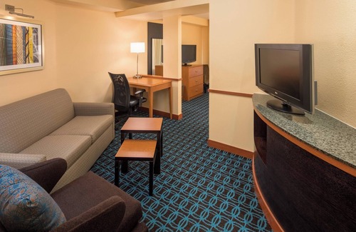 Bridgeton Hotel | Fairfield Inn & Suites by Marriott Portland North