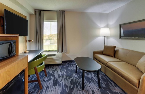 Southport Hotel | Fairfield Inn & Suites by Marriott Southport