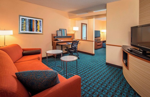 Ballenger Creek Hotel | Fairfield Inn & Suites by Marriott Frederick