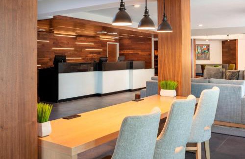 Warwick Hotel | Fairfield Inn & Suites by Marriott Providence Airport Warwick