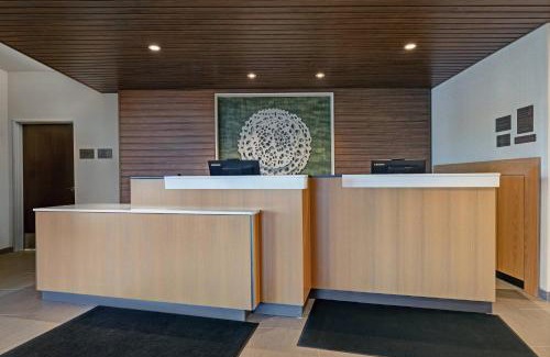 Brookfield Hotel | Fairfield Inn & Suites by Marriott Milwaukee Brookfield