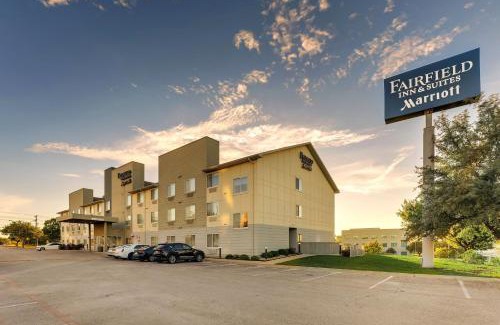 Fort Worth Hotel | Fairfield Inn & Suites by Marriott Fort Worth I-30 West Near NAS JRB