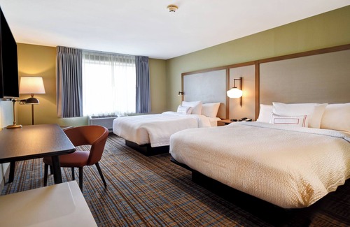 Glendale Hotel | Fairfield Inn & Suites by Marriott Milwaukee North
