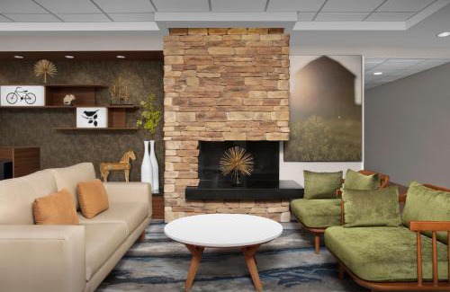 Sterling Hotel | Fairfield Inn & Suites Dulles Airport