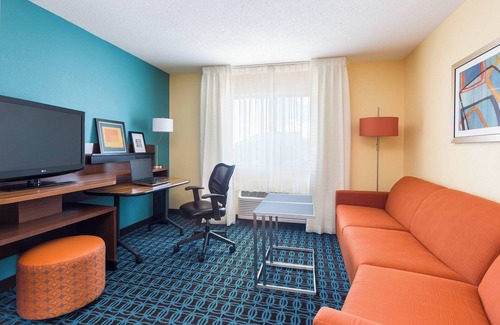 East Beltline Hotel | Fairfield Inn & Suites Grand Rapids