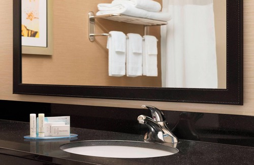 Manchester Hotel | Fairfield Inn & Suites Hartford Manchester