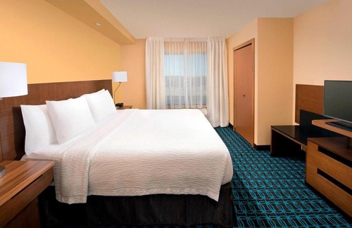 Channelview Hotel | Fairfield Inn & Suites Houston Channelview