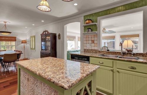 Fairhope House | Fairhope Ave Collection - 58
