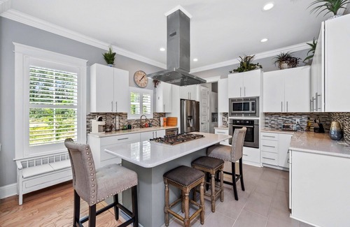 Montrose House | Fairhope Luxe Home - 2x King Bedrooms! 3 Min Walk to Mobile Bay! New!