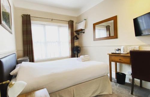 Banbury House | Fairlawns Guest House