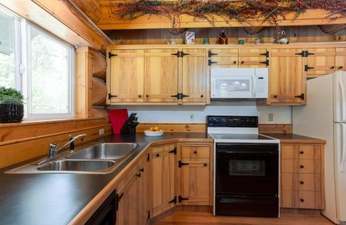 Oregon Water Wonderland House | Fairlight Hollow