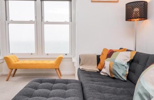 Sandgate Apartment | Fairlight View