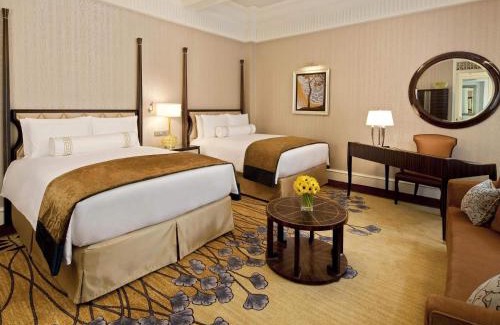 Downtown Shanghai Hotel | Fairmont Peace Hotel on the Bund