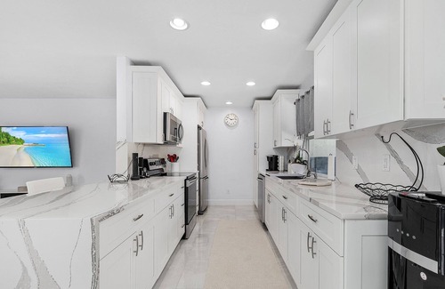 Fort Myers House | Fairview Getaway