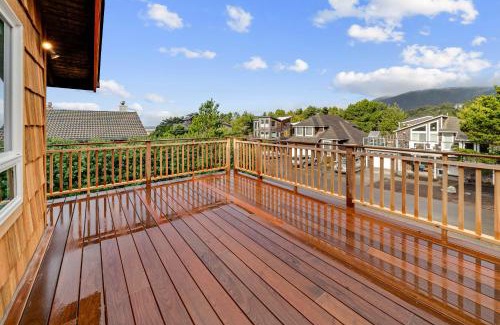 Manzanita House | Fairview MCA 245
