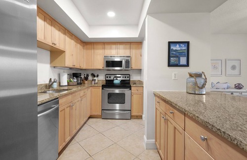 Sawgrass House | Fairway Dream - Sawgrass 2 bedrooms/2 bath villas sleep 6, close to beach