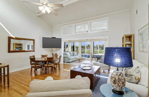 Oceanside Villa | Fairway One Villa Golf & Lagoon Views Walk to Beach Club