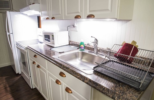 Manchester Hotel | Fairway Overnight & Extended Stay