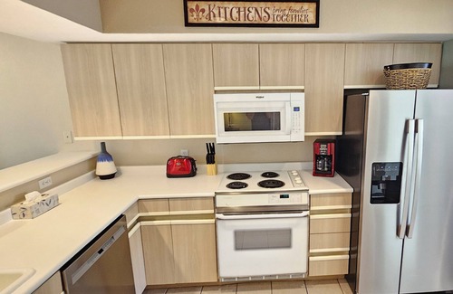 Branson Condo | Fairways Paradise Walk-in Suite at the Fairways at Thousand Hills! Great Rates!