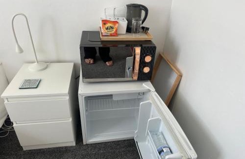 Bradford Apartment | fAiRy DeLL Flatlet with 4 bedrooms