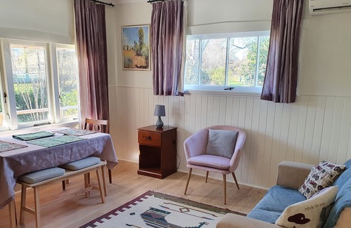 Kawaha Point House | Fairy Springs - fully stocked 2 bedroom Cottage **Free WiFi**