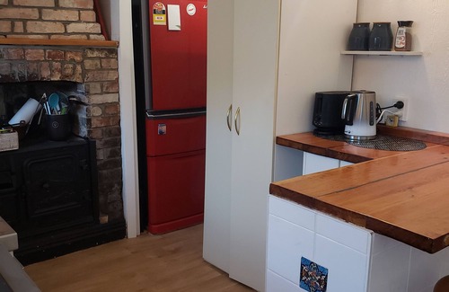 Thorndon Cottage | Fairytale Cottage in Thorndon - The original tiny house!