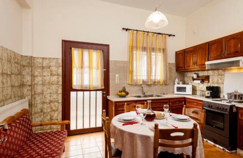 Platanos Apartment | Falassarna House