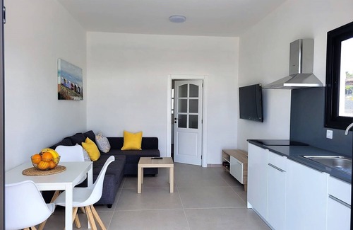 Tinajo Apartment | Falcón Apartment. Ideal stay to get to know Lanzarote
